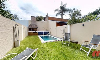 Duplex de 5 Ambientes en Venta en Olivos zona Unicenter
