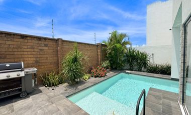 CASA CON ALBERCA EN VENTA EN PUNTA TIBURON