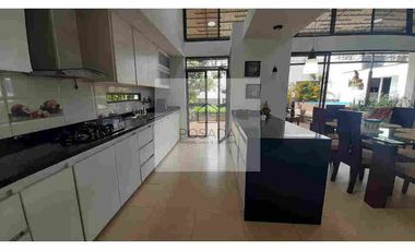 VENTA CASA CAMPESTRE LA TEBAIDA QUINDO CERCA AL AEROPUERTO EL EDEN,  ZONA FRANCA