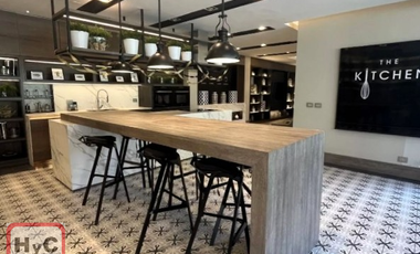 En Venta Depto 2 D / 2 B con 2 estacionamientos y 1 bodega