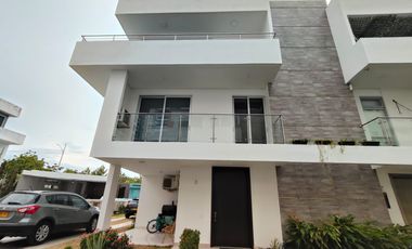 VENTA CASA VILLA CAMPESTRE EN CONJUNTO CERRADO