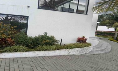 CASA EN ARRIENDO EN VARIANTE CALARCA/ARMENIA