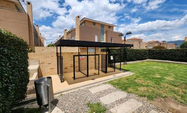 ARRIENDO de CASA RESIDENCIAL en CHIA