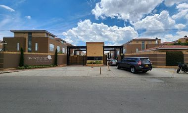 ARRIENDO de CASA RESIDENCIAL en CHIA