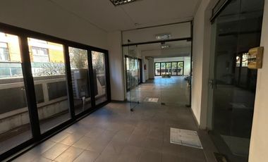 ALQUILER | OFICINA EN MICROCENTRO – ESQUINA COLÓN Y BOLÍVAR