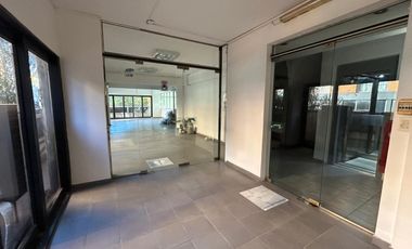 ALQUILER | OFICINA EN MICROCENTRO – ESQUINA COLÓN Y BOLÍVAR
