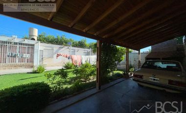 Casa en  B° Bancario