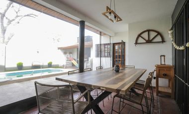 Casa en venta 5 ambientes en Villa Adelina