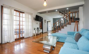 Casa en venta 5 ambientes en Villa Adelina