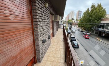 ALQUILER Departamento 4 habitaciones - Barrio Centro Neuquén
