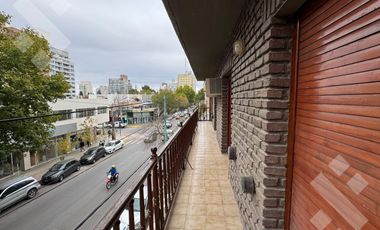 ALQUILER Departamento 4 habitaciones - Barrio Centro Neuquén