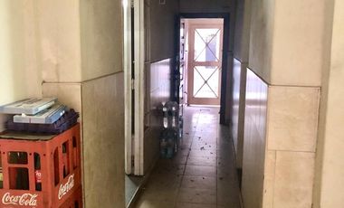 Casa  con 2 locales en Villa Dominico
