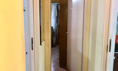 Casa  con 2 locales en Villa Dominico