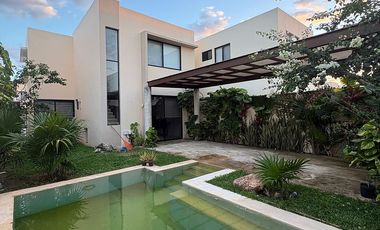 CASA EN RENTA MERIDA, CHOLUL, PRIVADA CUMBRES NOVONORTE, DISPONIBLE.