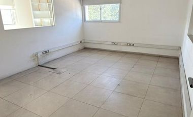 Nave Industrial en Carapachay
