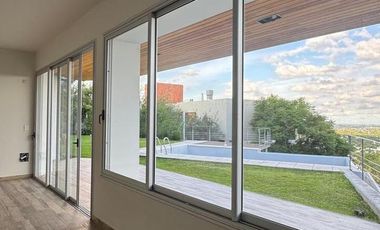 Alquiler de casa de categoría en La Rufina
