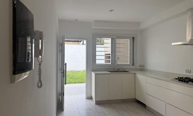 RESERVADA - Alquiler casa 4 amb jardin/parr/terraza en Martinez