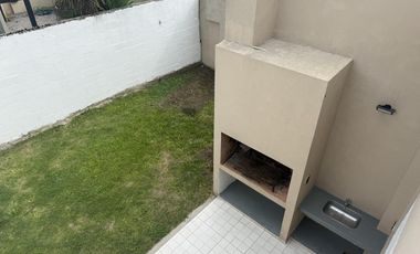 RESERVADA - Alquiler casa 4 amb jardin/parr/terraza en Martinez