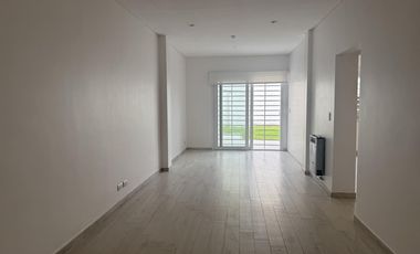 RESERVADA - Alquiler casa 4 amb jardin/parr/terraza en Martinez