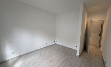 RESERVADA - Alquiler casa 4 amb jardin/parr/terraza en Martinez