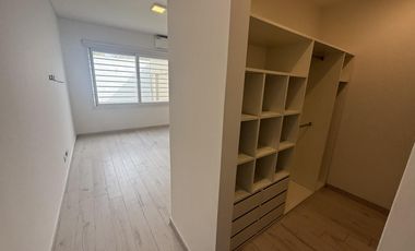 RESERVADA - Alquiler casa 4 amb jardin/parr/terraza en Martinez
