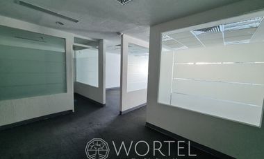 Renta de Oficina Reforma | 130 m2 | Acondicionada