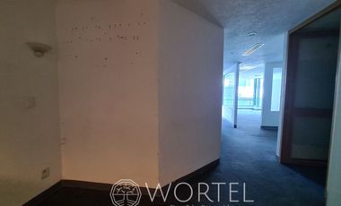 Renta de Oficina Reforma | 130 m2 | Acondicionada