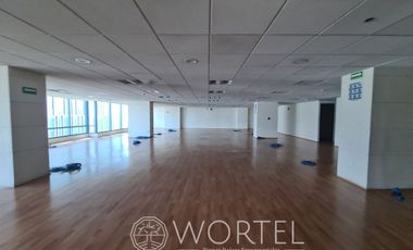 Renta de Oficina Reforma | 651 m2 | Acondicionada