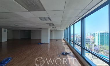 Renta de Oficina Reforma | 651 m2 | Acondicionada