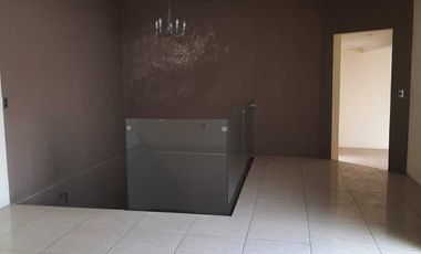LOCAL EN VENTA HACIA TESISTÁN EN JUAN GIL PRECIADO
