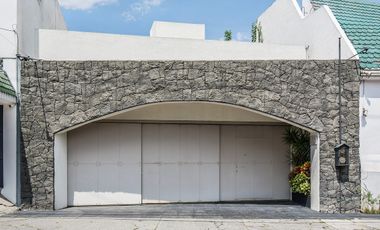 VENTA CASA EN JARDINES DEL PEDREGAL