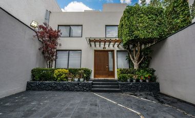 VENTA CASA EN JARDINES DEL PEDREGAL