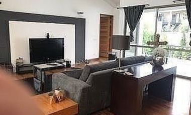 Espectacular casa en renta en Lomas Country