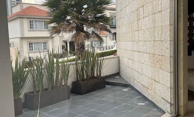 Espectacular casa en renta en Lomas Country