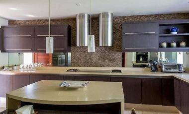 Espectacular casa en renta en Lomas Country