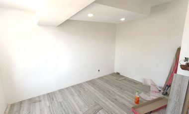 Casa en Venta, Viveros de la Loma, 3 Recámaras.