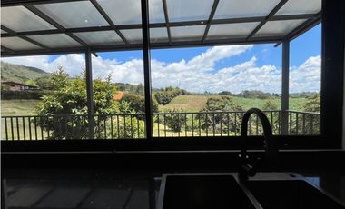 Casa en Arriendo en vía San Antonio - La Ceja