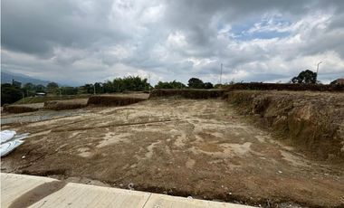 VENTA LOTE CALARCA EN CONDOMINIO