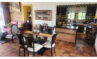 Finca independiente para la venta enla Via Arabia-Betulia!!!