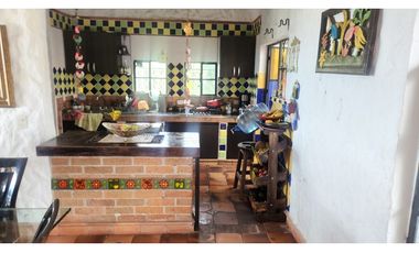 Finca independiente para la venta enla Via Arabia-Betulia!!!