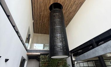 Edificio Comercial en Venta Frente a Nymphe towers