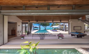 Oceanfront Family home