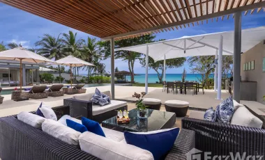 Oceanfront Family home