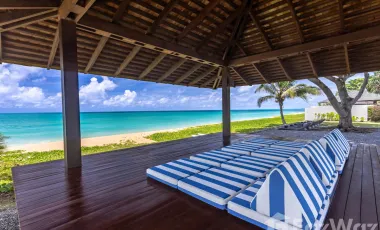 Oceanfront Family home