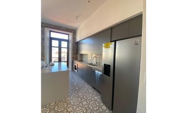 ALQUILER/ VENTA PLAZUELA ALFARO EN EDIFICIO CORDOVEZ