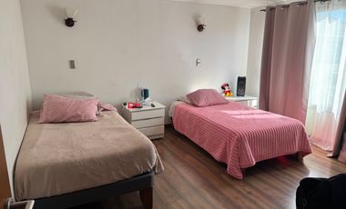 Venta Amplia y hermosa casa, Quilicura