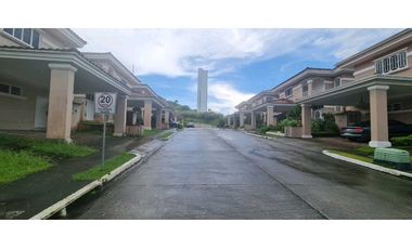 VENTA O ALQUILER DE CASA ALTOS DE PANAMA,  ALTOS DEL COUNTRY  312m2 JP
