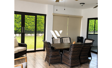 SE VENDE CASA EN HACIENDA LOS MOLINOS - ALTO BOQUETE
