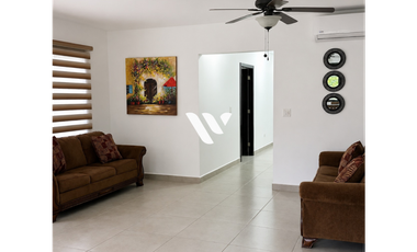SE VENDE CASA EN HACIENDA LOS MOLINOS - ALTO BOQUETE