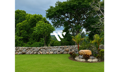 SE VENDE CASA EN HACIENDA LOS MOLINOS - ALTO BOQUETE